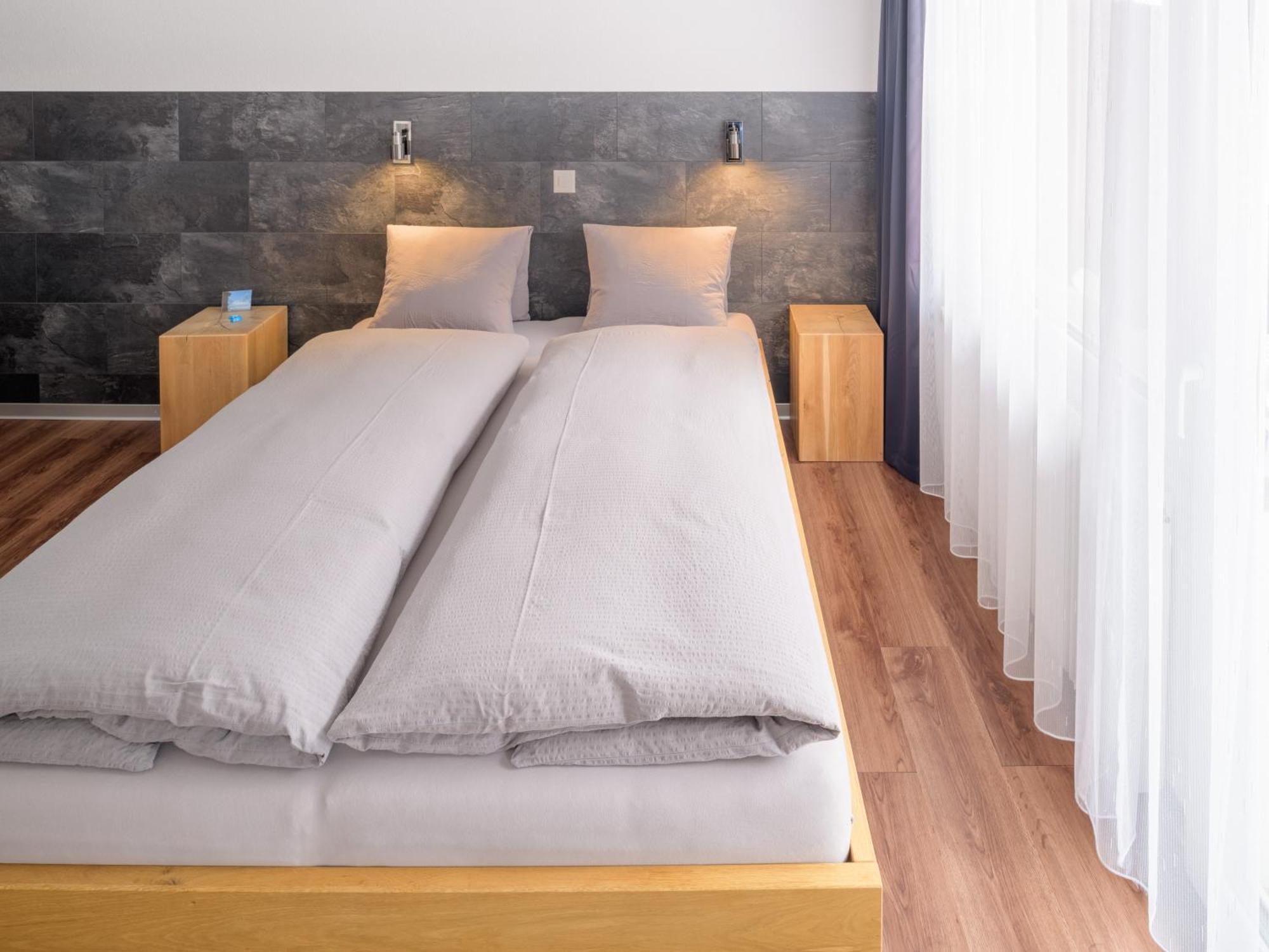Hotel Alpha غراشن المظهر الخارجي الصورة