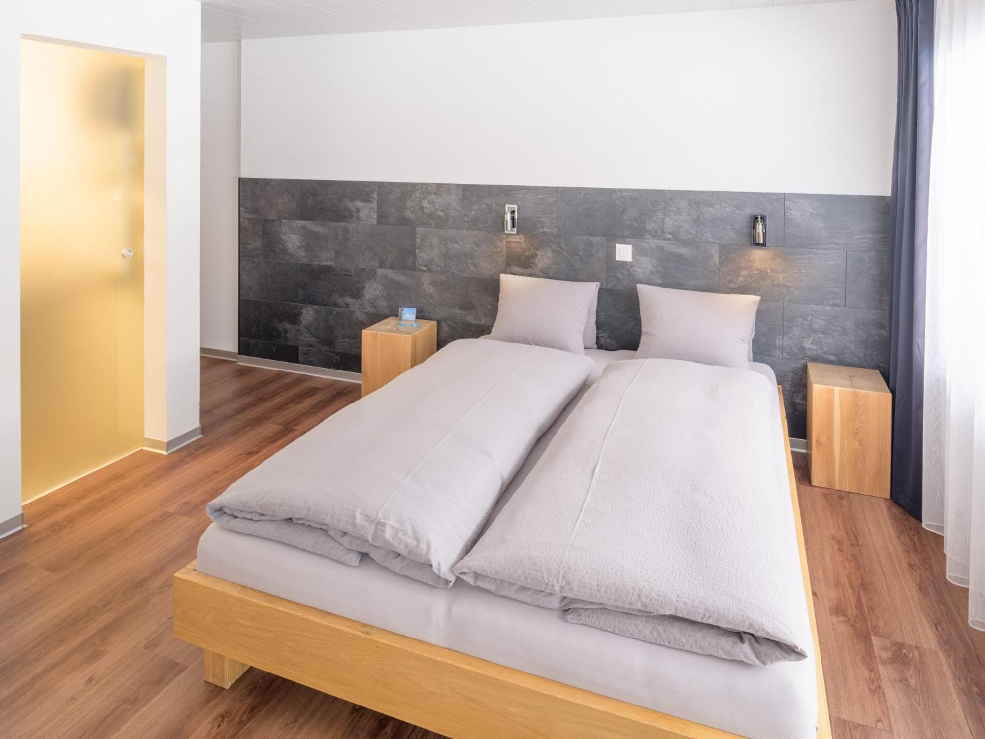 Hotel Alpha غراشن المظهر الخارجي الصورة